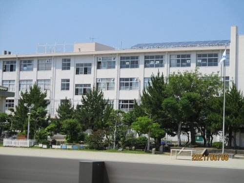 【小学校】今津小学校まで639ｍ