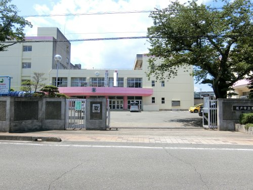 【中学校】坂戸市立桜中学校まで1987ｍ
