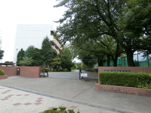 【中学校】鶴ヶ島市立西中学校まで900ｍ