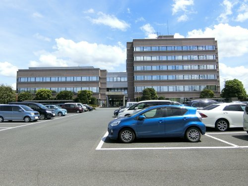 【市役所・区役所】鶴ヶ島市役所まで502ｍ