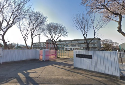 【小学校】坂戸市大家小学校まで1587ｍ