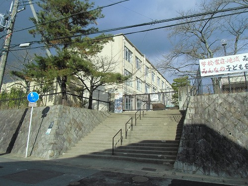 【小学校】京都市立岩倉北小学校まで509ｍ