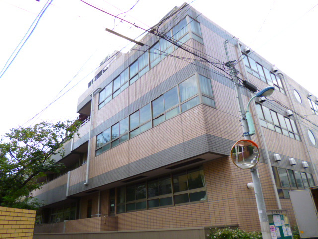 【高校】桜蔭高等学校まで408ｍ
