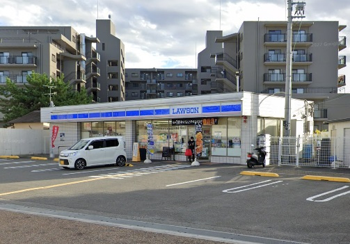 【コンビニエンスストア】ローソン　宝塚市役所前店まで313ｍ