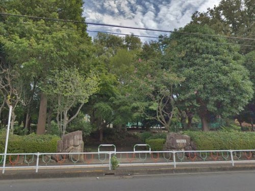 【公園】中央公園まで753ｍ