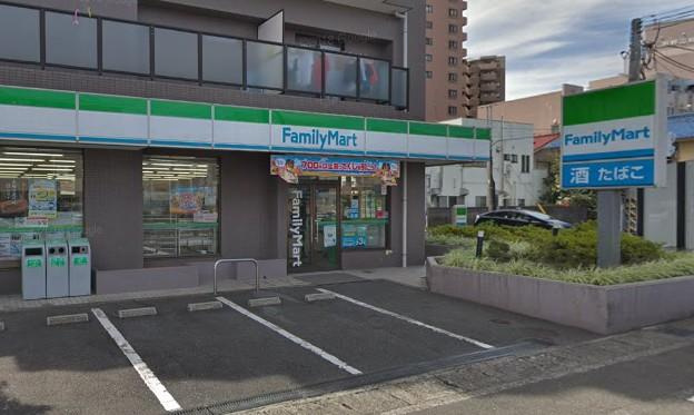 【コンビニエンスストア】ファミリーマート　相模原淵野辺三丁目店まで267ｍ