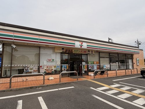 【コンビニエンスストア】セブンイレブン久喜鷲宮5丁目店まで550ｍ