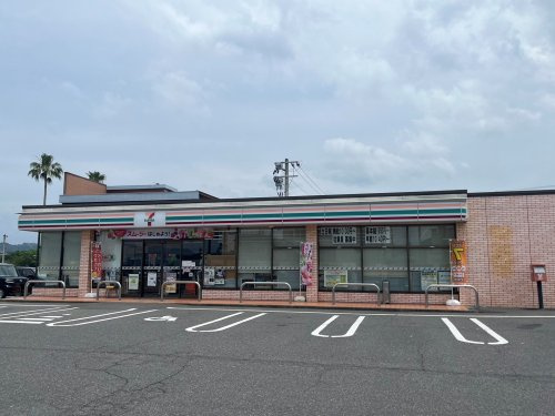 【コンビニエンスストア】セブンイレブン　加治木本町店まで505ｍ