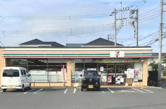 【コンビニエンスストア】セブンイレブン　茅ヶ崎西久保店まで448ｍ