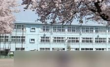 【小学校】上三川町立上三川小学校まで697ｍ