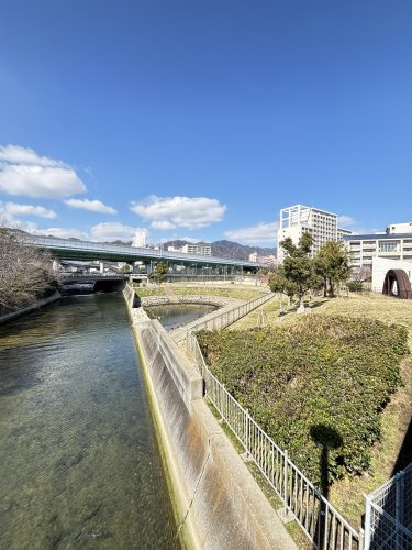 【公園】HATゆめ公園まで332ｍ