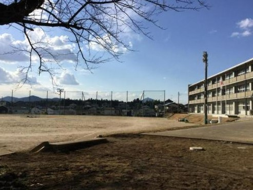 【中学校】府中中学校まで700ｍ