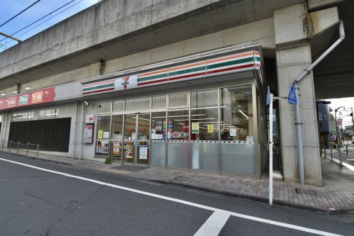 【コンビニエンスストア】セブンイレブン　練馬富士見台駅西店まで182ｍ