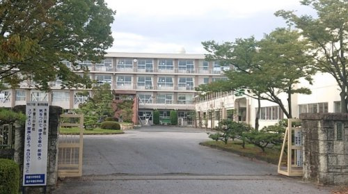 【中学校】一宮市立木曽川中学校まで1823ｍ