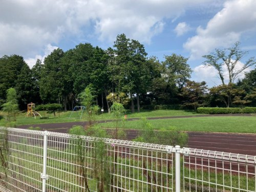【公園】秋川グリーンスポーツ公園まで520ｍ