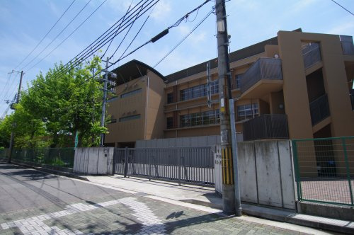 【小学校】尼崎市立杭瀬小学校まで365ｍ