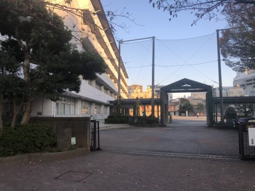 【中学校】静岡市立城内中学校まで962ｍ