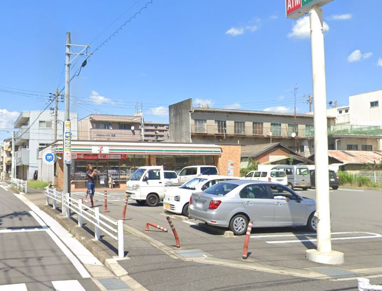 【コンビニエンスストア】セブンイレブン　名古屋豊田3丁目店まで200ｍ