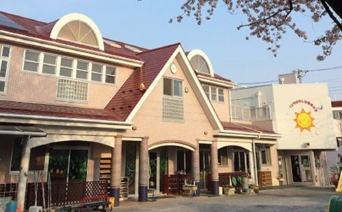 【幼稚園】玉川中央幼稚園まで1352ｍ