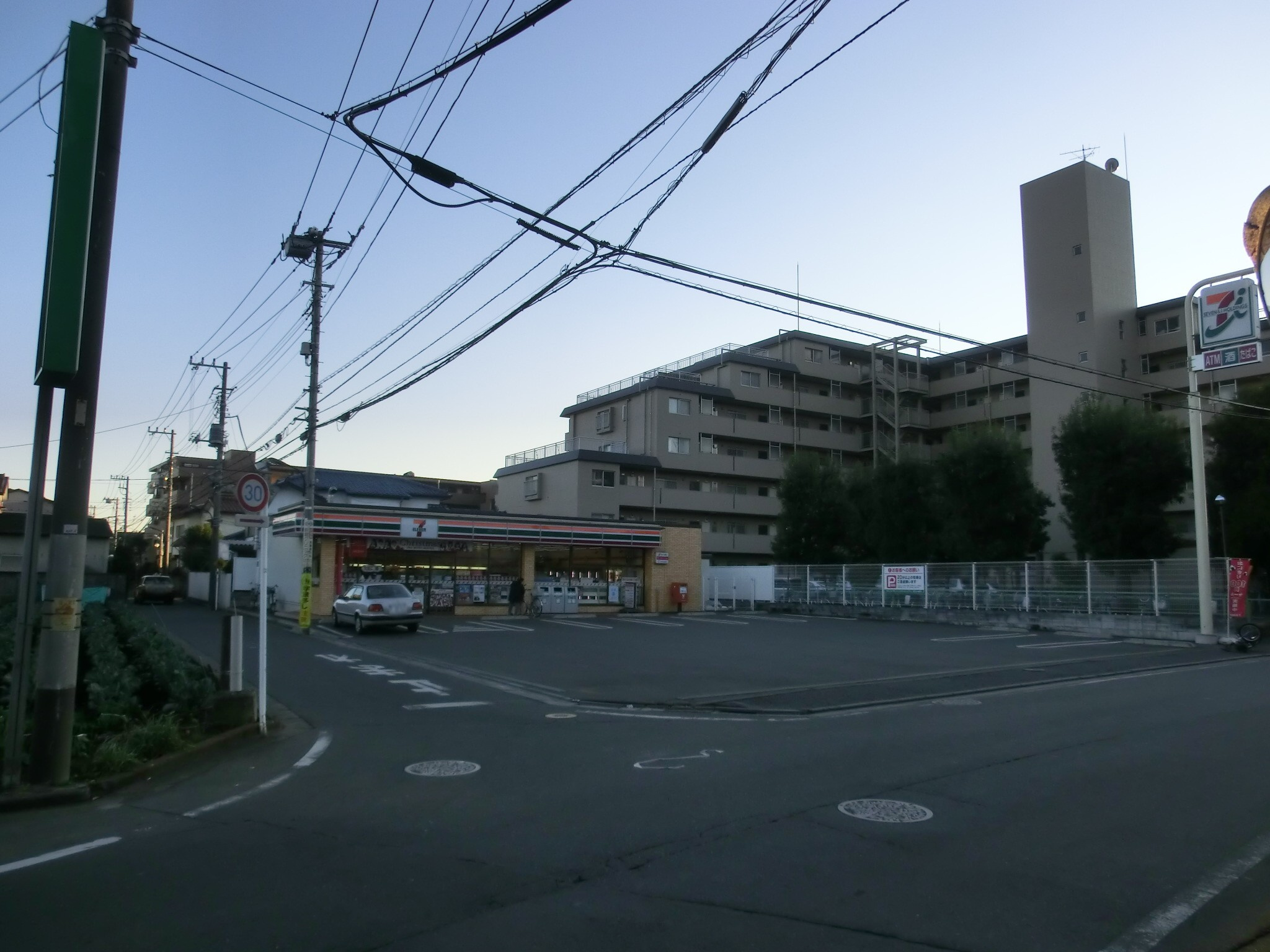 【コンビニエンスストア】セブンイレブン清瀬中里5丁目店まで700ｍ