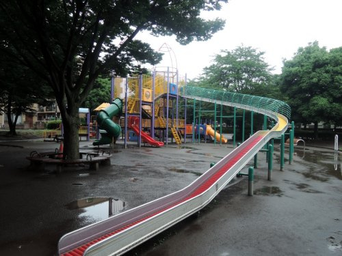 【公園】東柏ケ谷近隣公園まで1272ｍ