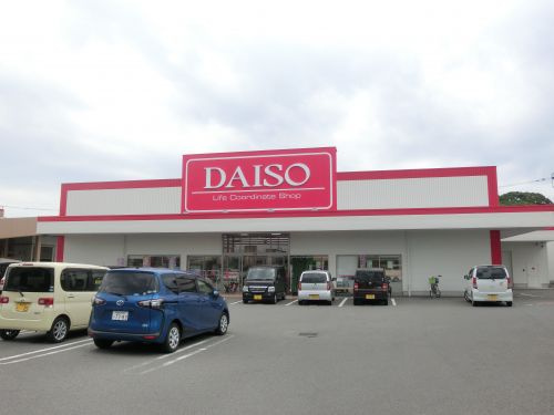 【生活雑貨店】ザ・ダイソー高知瀬戸店まで705ｍ
