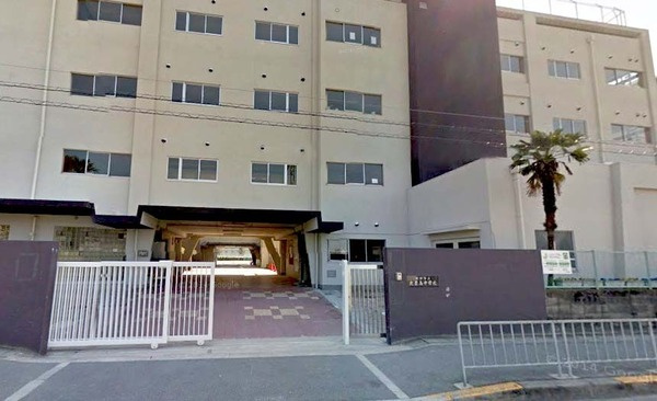 【中学校】池田市立北豊島中学校まで700ｍ