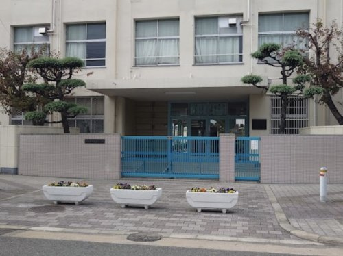 【小学校】大阪市立港晴小学校まで230ｍ