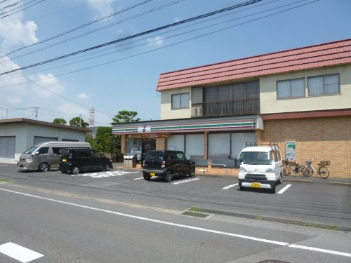 【コンビニエンスストア】セブンイレブン　草加青柳中央店まで462ｍ