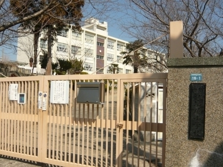 【小学校】神戸市立塩屋小学校まで1360ｍ