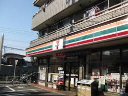 【コンビニエンスストア】セブンイレブン　大和林間店まで719ｍ