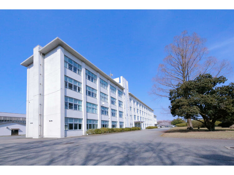【中学校】片山津中学校まで2523ｍ