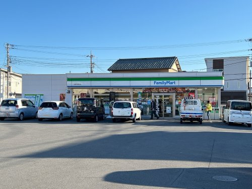 【コンビニエンスストア】ファミリーマート　沼津大岡北店まで708ｍ