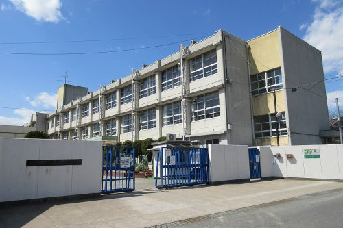 【小学校】枚方市立藤阪小学校まで484ｍ