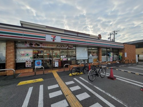 【コンビニエンスストア】セブン-イレブン　尼崎久々知西町1丁目店まで595ｍ