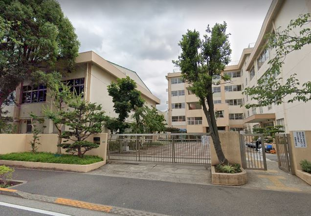 【中学校】江戸川区立東葛西中学校まで963ｍ