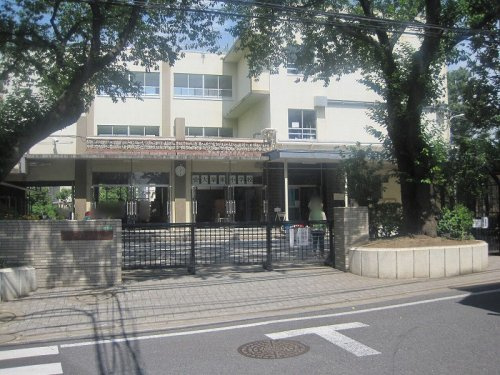 【小学校】練馬区立大泉東小学校まで150ｍ