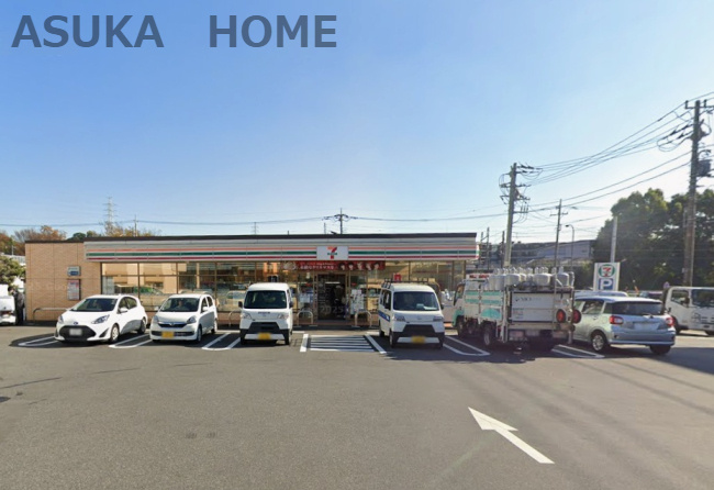 【コンビニエンスストア】セブンイレブン　横浜鳥山町東店まで559ｍ