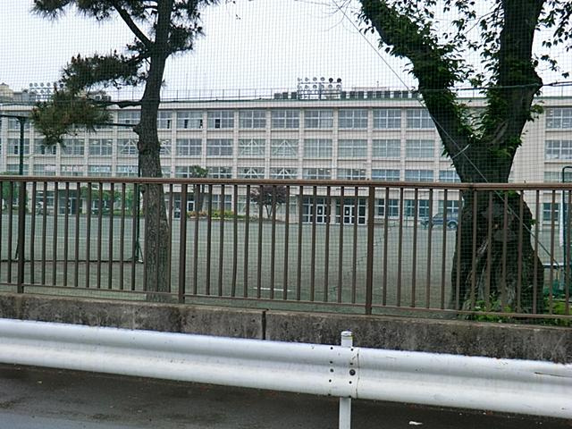 【中学校】福生市立福生第二中学校まで218ｍ