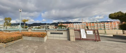【高校】和歌山市立和歌山高校まで1370ｍ