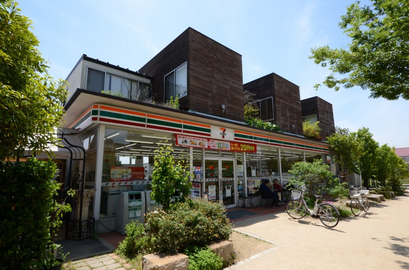 【コンビニエンスストア】セブンイレブン潮芦屋まで391ｍ