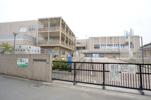 【小学校】茅ヶ崎市立汐見台小学校まで400ｍ