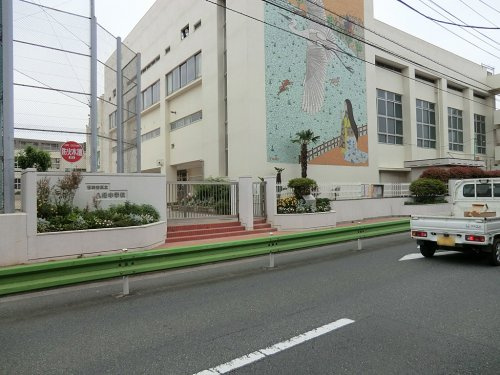 【中学校】世田谷区立八幡中学校まで620ｍ