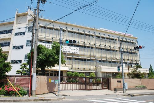 【中学校】深野中学校まで1049ｍ
