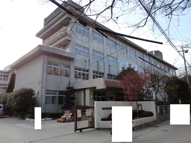 【小学校】高砂小学校まで579ｍ