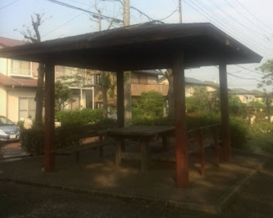 【公園】しばふ公園まで385ｍ