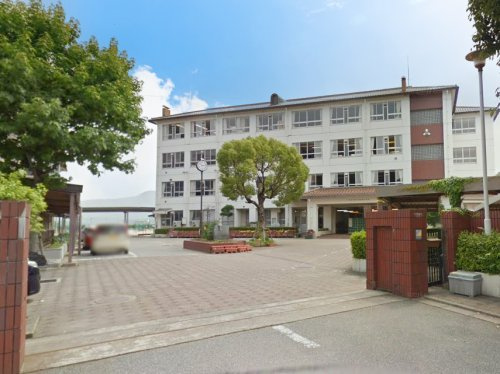 【中学校】東広島市立松賀中学校まで1821ｍ
