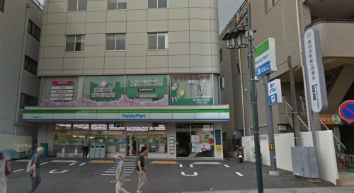 【コンビニエンスストア】ファミリーマート　蓮田駅西口店まで1221ｍ