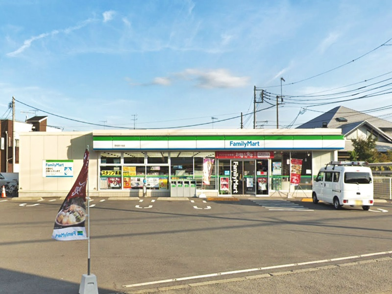 【コンビニエンスストア】ファミリーマート　田名四ツ谷店まで716ｍ
