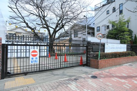 【幼稚園】本所白百合幼稚園まで443ｍ